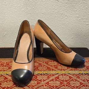 Elegant Tan and Black Women's Pumps